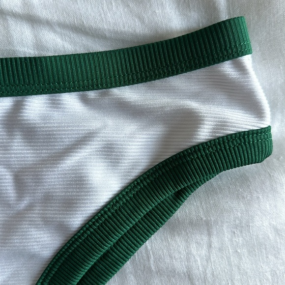 Bathing suit - Picture 5 of 5